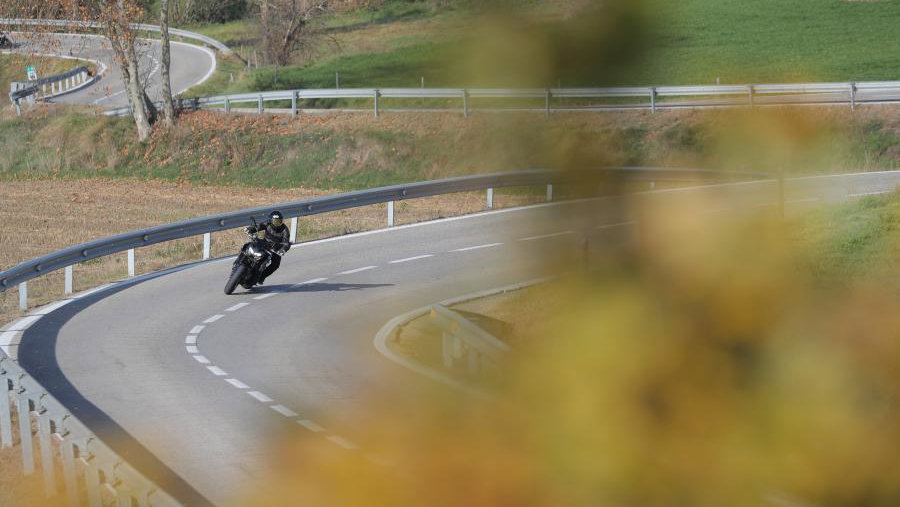 Kawasaki Z900 review Visordown